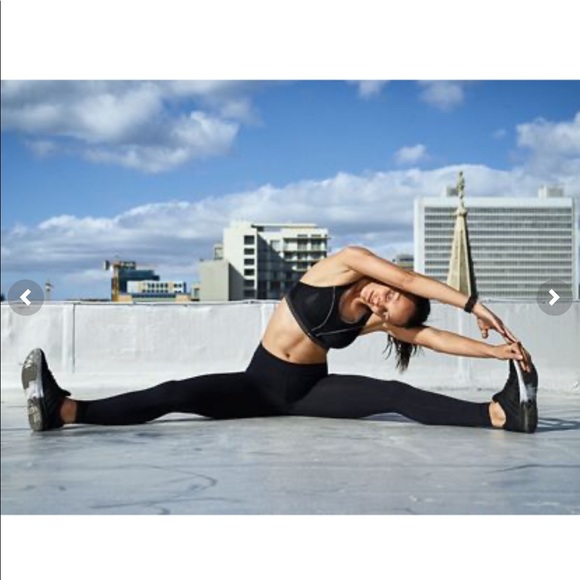 Shock Absorber Run Sports Bra (bundle) - Picture 8 of 8